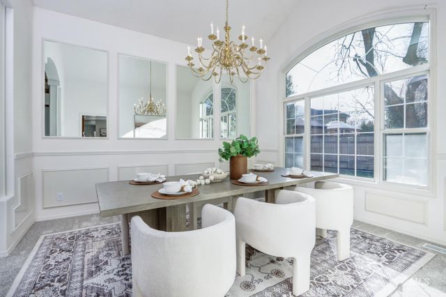 8037 W Innsbrook Ct, Boise, ID 83704