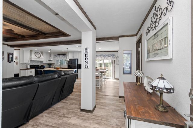 12917 Live Oak Lane, Mont Belvieu, TX 77535