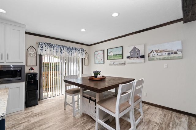 12917 Live Oak Lane, Mont Belvieu, TX 77535