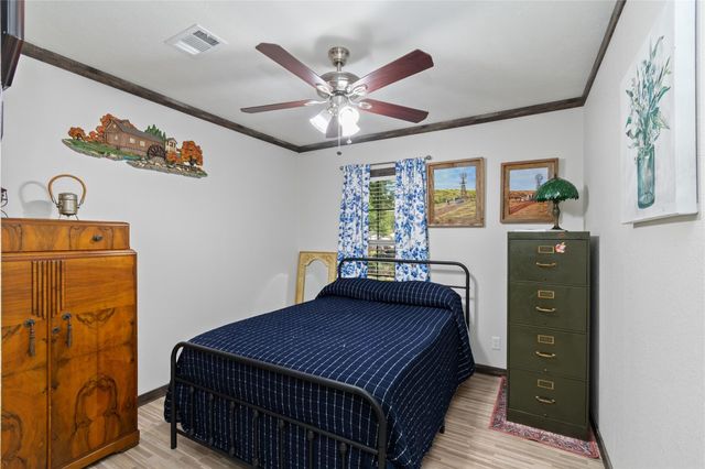 12917 Live Oak Lane, Mont Belvieu, TX 77535