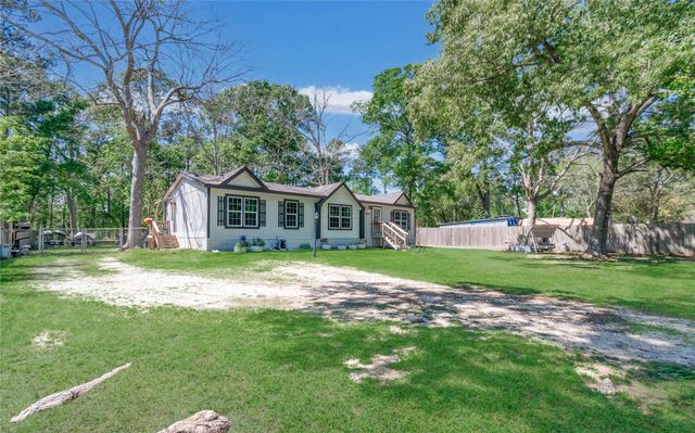 12917 Live Oak Lane, Mont Belvieu, TX 77535