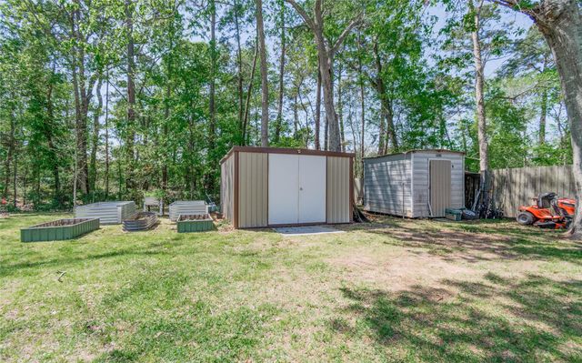 12917 Live Oak Lane, Mont Belvieu, TX 77535