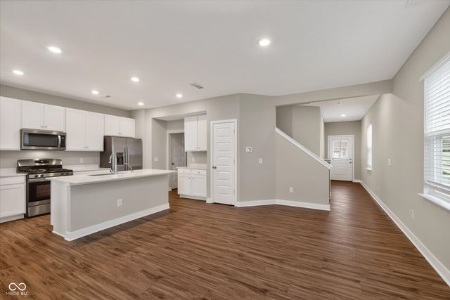 9605 Beckett Street, Avon, IN 46123