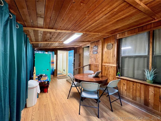 13297 Meadowlark Lane, Kingston, OK 73439