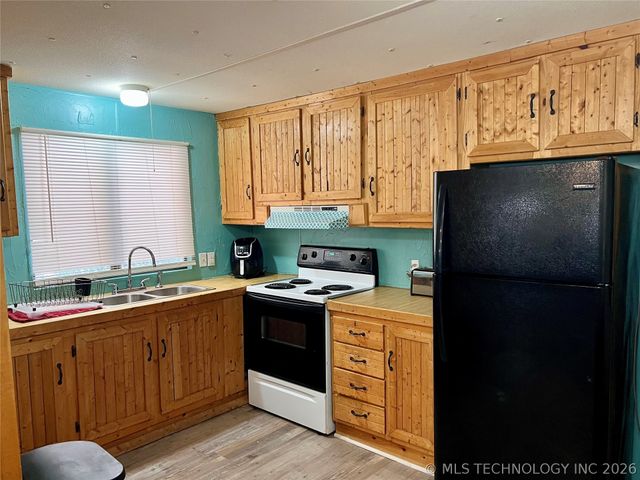 13297 Meadowlark Lane, Kingston, OK 73439