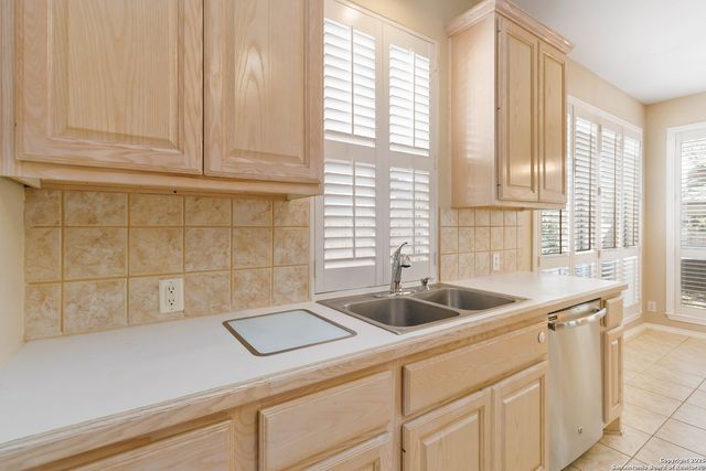18611 Surreywood, San Antonio, TX 78258