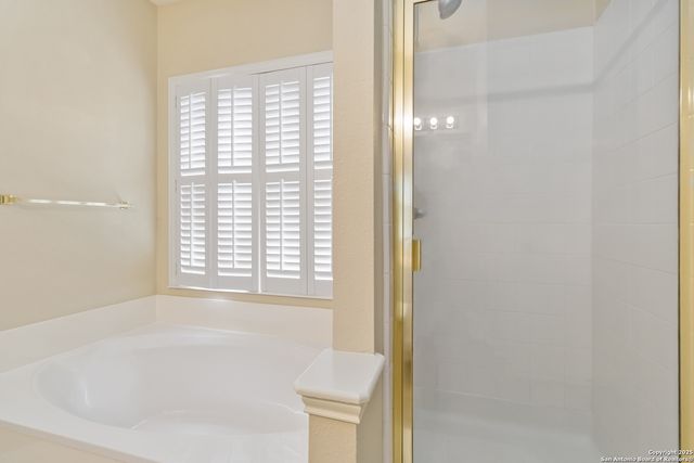 18611 Surreywood, San Antonio, TX 78258