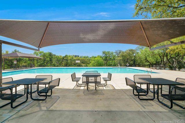 18611 Surreywood, San Antonio, TX 78258