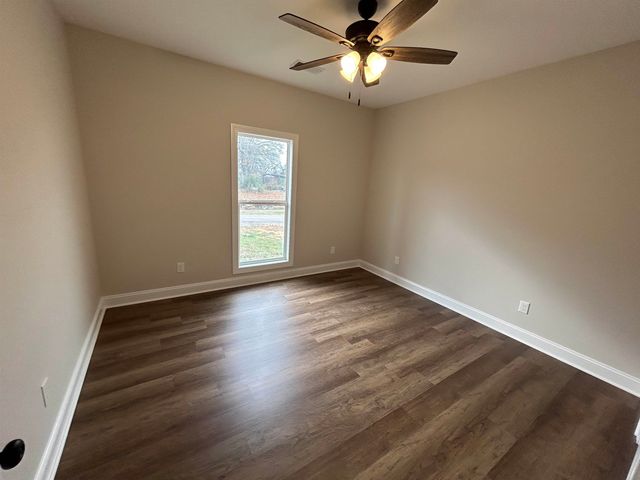 150 CORDOVA CV, Savannah, TN 38372