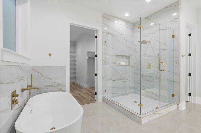 3906 Harlingen Street, Dallas, TX 75212