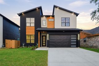 3906 Harlingen Street, Dallas, TX 75212