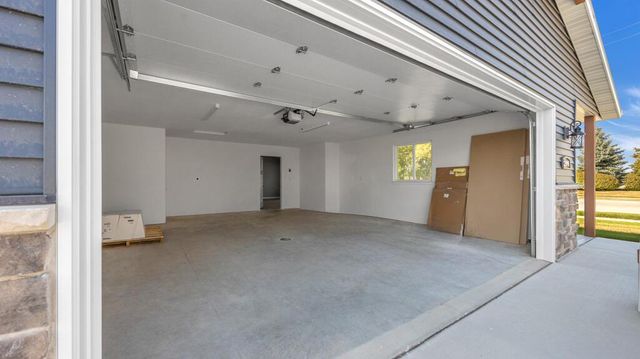 2102 S 21st STREET, Manitowoc, WI 54220