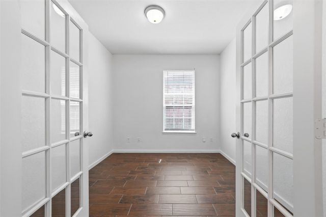 225 Danablu DR, Hutto, TX 78634