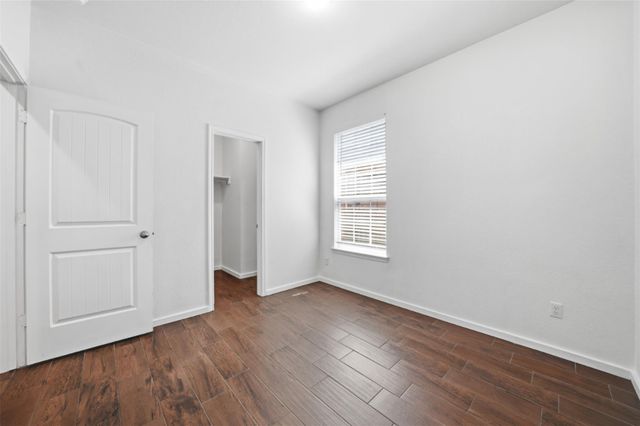 225 Danablu DR, Hutto, TX 78634