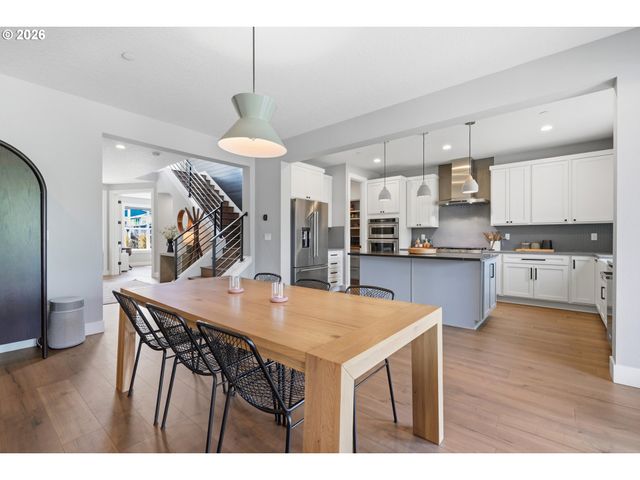 6022 Nw OLYMPIC St, Camas, WA 98607