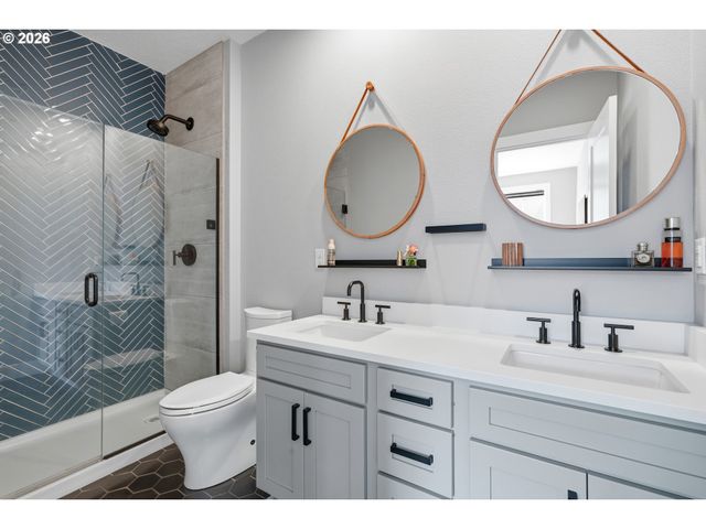 6022 Nw OLYMPIC St, Camas, WA 98607