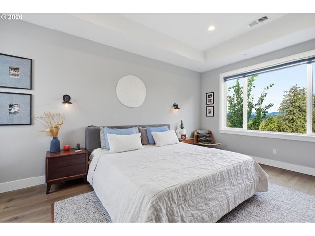 6022 Nw OLYMPIC St, Camas, WA 98607