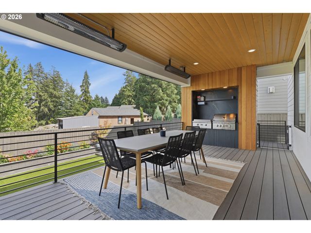 6022 Nw OLYMPIC St, Camas, WA 98607