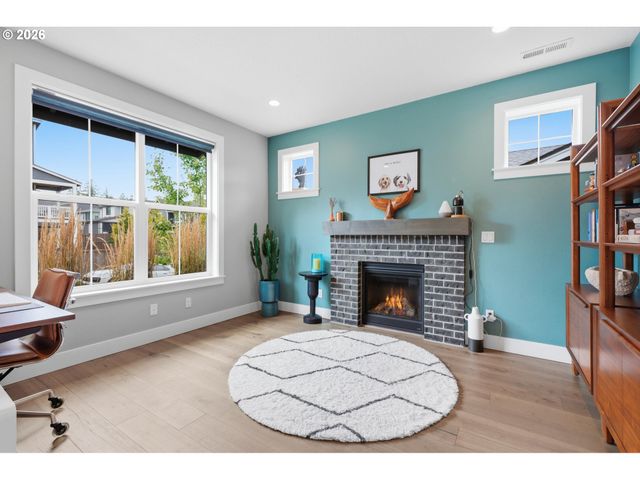 6022 Nw OLYMPIC St, Camas, WA 98607