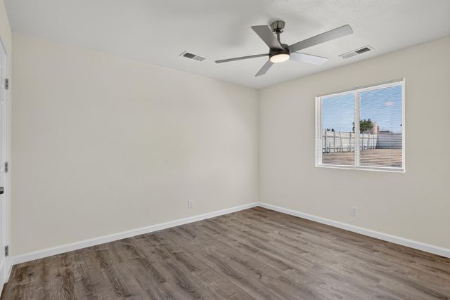 102 2nd Street SE, Rio Rancho, NM 87124