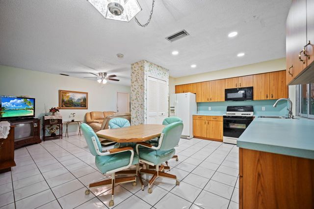 4245 NW 115th Avenue, Sunrise, FL 33323