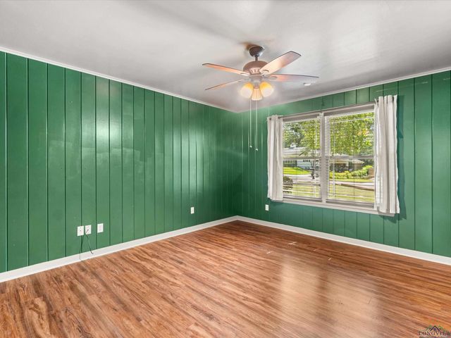 6 Lindsey Ln, Longview, TX 75601