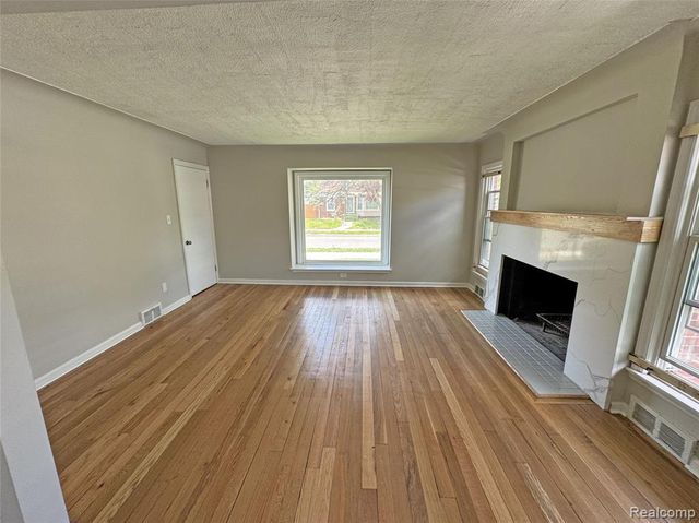 19210 Patton Street, Detroit, MI 48219