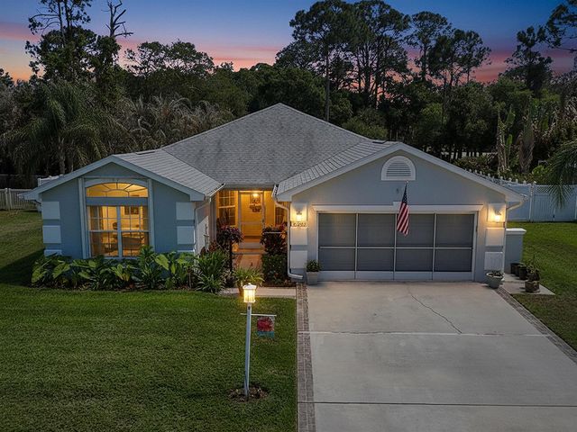 6727 Dickinson Terrace, Port St. Lucie, FL 34952