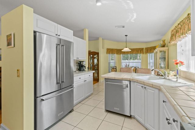 6727 Dickinson Terrace, Port St. Lucie, FL 34952