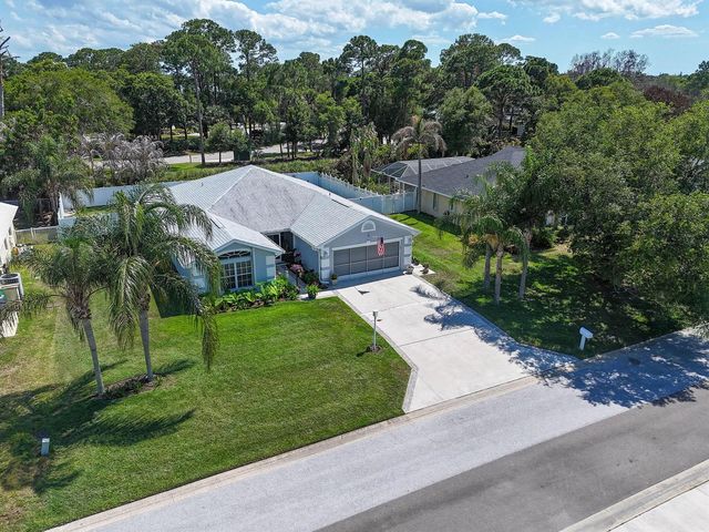 6727 Dickinson Terrace, Port St. Lucie, FL 34952