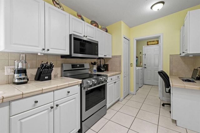 6727 Dickinson Terrace, Port St. Lucie, FL 34952