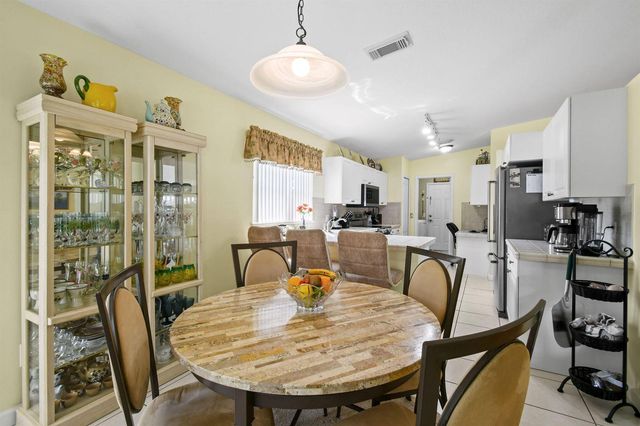 6727 Dickinson Terrace, Port St. Lucie, FL 34952