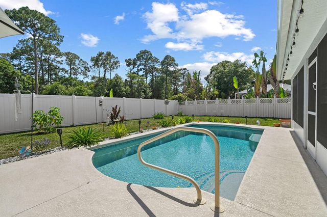 6727 Dickinson Terrace, Port St. Lucie, FL 34952