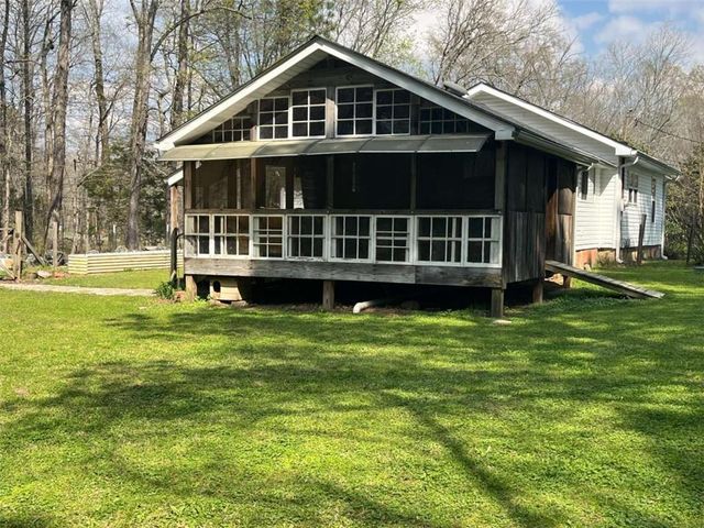 1725 NE Floyd Springs Road, Armuchee, GA 30105
