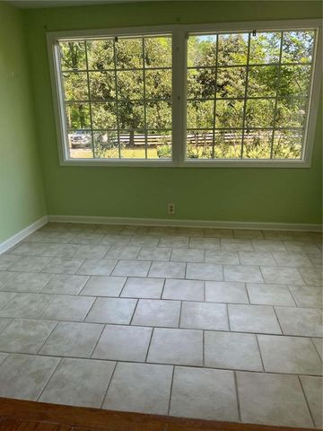 1725 NE Floyd Springs Road, Armuchee, GA 30105