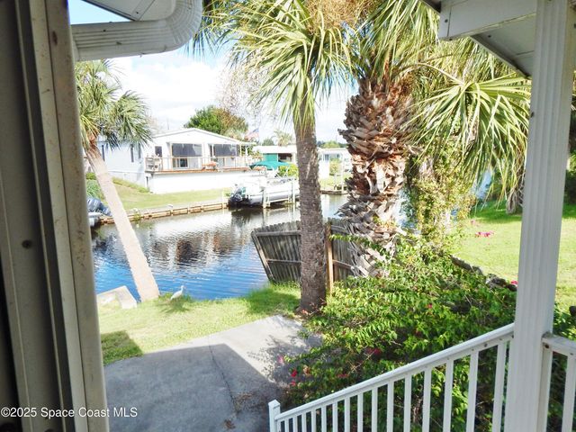 1356 Turkey Creek Drive NE, Palm Bay, FL 32905