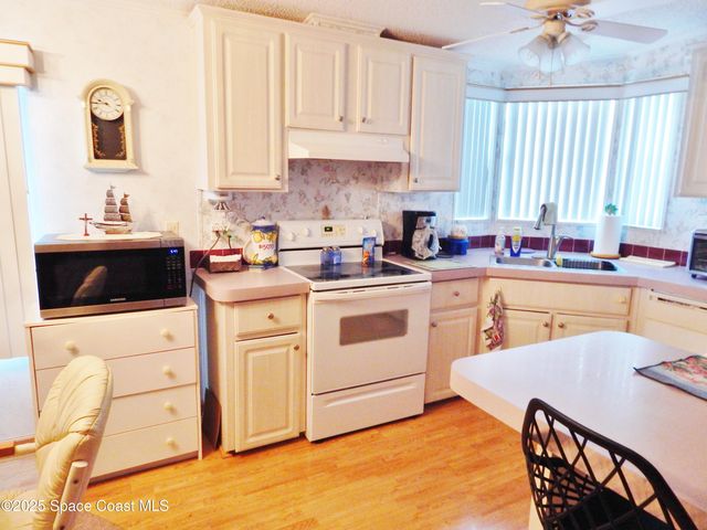 1356 Turkey Creek Drive NE, Palm Bay, FL 32905