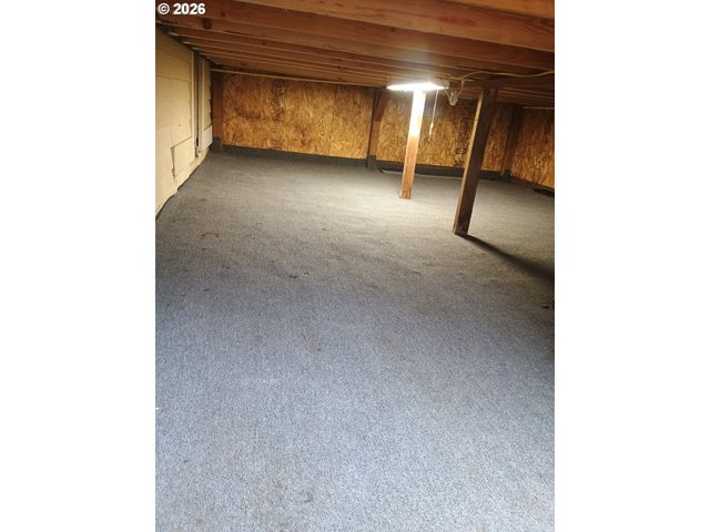 760 W BALLF St, Roseburg, OR 97471