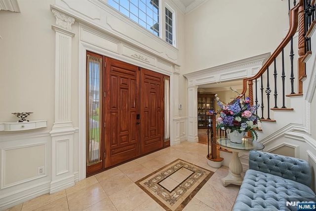 29 Meadow Street, Demarest, NJ 07627