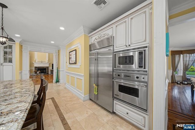 29 Meadow Street, Demarest, NJ 07627