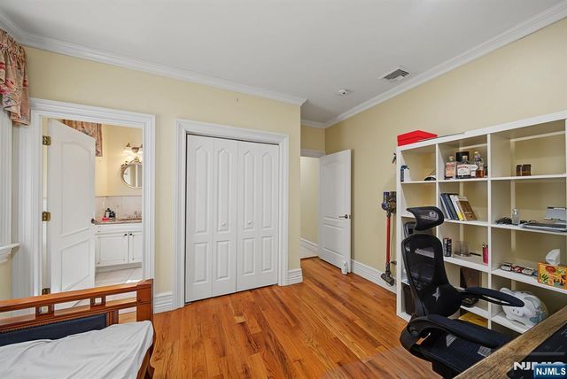 29 Meadow Street, Demarest, NJ 07627