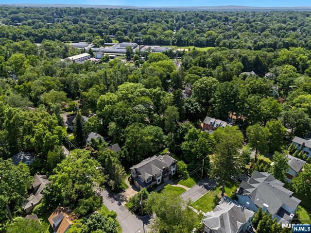 29 Meadow Street, Demarest, NJ 07627