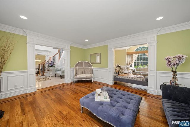 29 Meadow Street, Demarest, NJ 07627