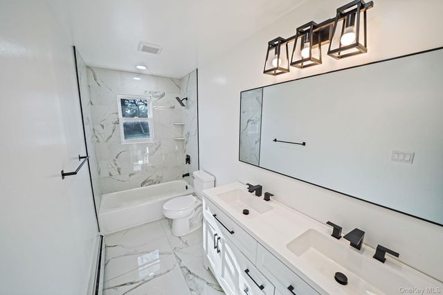 95 Berkshire Drive, Farmingville, NY 11738