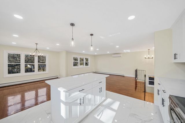 95 Berkshire Drive, Farmingville, NY 11738