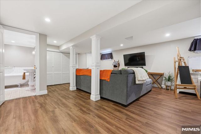 66 7th Avenue, Hawthorne, NJ 07506
