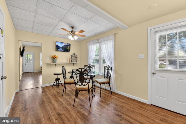 1949 READING AVE, Reading, PA 19609