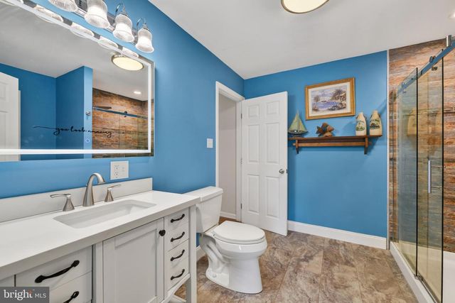 1949 READING AVE, Reading, PA 19609