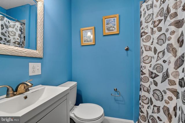 1949 READING AVE, Reading, PA 19609