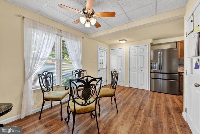 1949 READING AVE, Reading, PA 19609